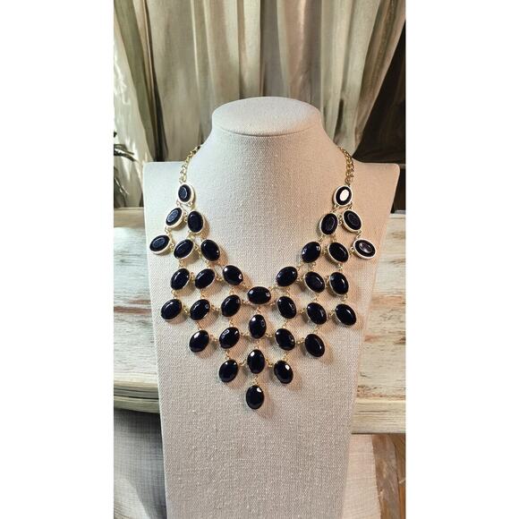 Vintage Black Fauceted Cabachon and Gold Toned Statement Bib Necklace - Picture 1 of 5